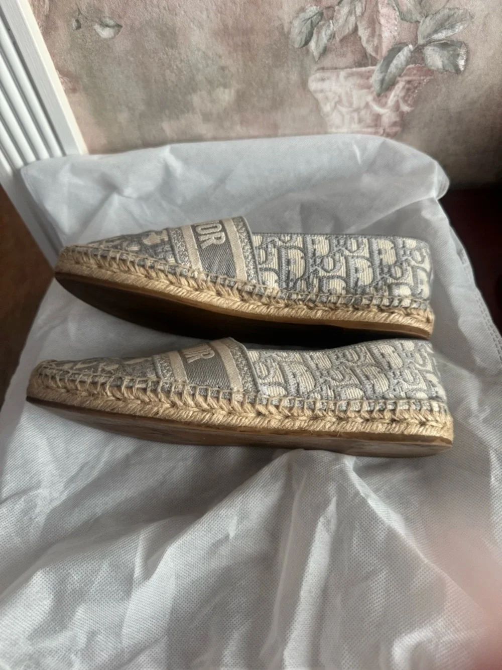 DIOR GRANVILLE ESPADRILLES Size 39 STONE GREY